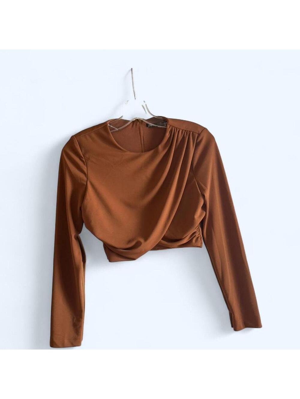 Zara brown long sleeve top with twist in the front Size S